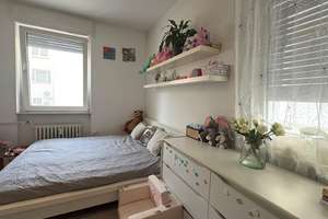 BOCKENHEIM WEST I Schönes, helles, 1 Zimmer Studioapartment mit Küchenzeile und Gemeinschaftsbad – 60487 Bockenheim, Frankfurt am Main – Vorschaubild 4