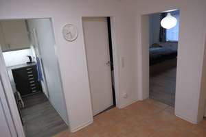 Zentrale, einzugsfertige 3-Zimmer-Wohnung mit Südterrasse in Erlangen – Die vollständige Adresse der Immobilie erhältst du vom Anbieter., 91052 Rathenau, Erlangen – Vorschaubild 11