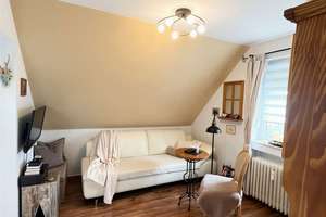 Charmante Dachgeschosswohnung mit großer Dachterrasse in ruhiger Lage in Eberstadt – Die vollständige Adresse der Immobilie erhältst du vom Anbieter., 64297 Eberstadt, Darmstadt – Vorschaubild 4