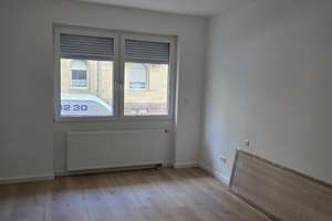 Erstbezug nach Sanierung 3 Zimmer mit  Balkone Einbauküche WG- geeignet – Schillerstr. 51, 76135 Weststadt, Karlsruhe – Vorschaubild 8