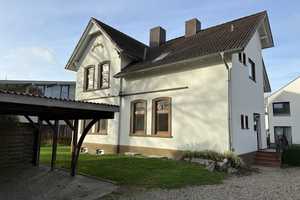 Modernisiertes Zweifamilienhaus mit Altbau-Charakter und Gartenparadies – Plön (Kreis) – Vorschaubild 1
