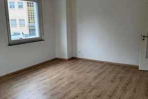 Helle 2-Zimmer-Wohnung mit Balkon in Köln – Bernburger Weg 3, 51061 Höhenhaus, Köln – Vorschaubild 3
