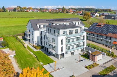 Nachhaltiges Investment
- Modernes Neubau-Gebäudeensemble zwischen Allgäu und Bodensee