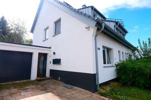 BO-Altenbochum: Modernisierte Etagenwohnung mit Balkon!! Ab 01.08.2026!!