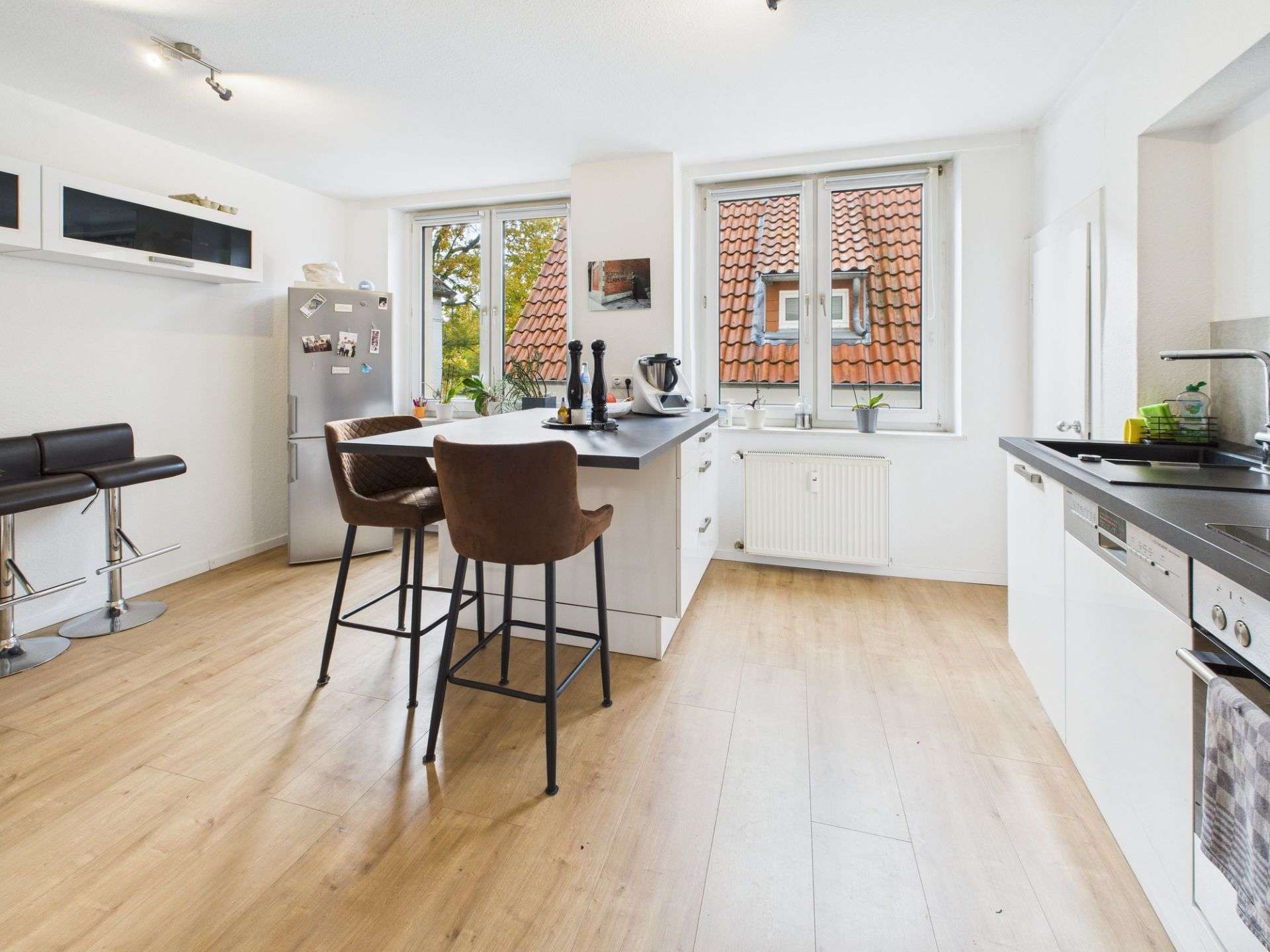 Immobilie in Bad Salzuflen - Einziehen & Altbaucharme genießen oder vermieten & Faktor ca. 13 sichern! - Bild 6