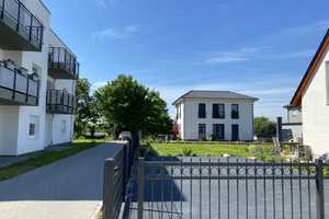 Reihenmittelhaus mit Garten & Einbauküche: KFW55 Reihenhaus Baujahr 2022 – Gerstenweg 8c, 14641 Havelland (Kreis) – Vorschaubild 3