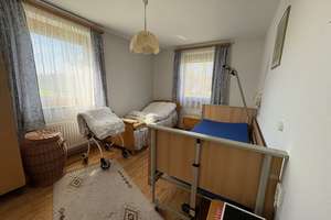 Sehr gepflegtes, älteres 2 Familienhaus mit Garagen und Schuppenanbau in Randlage Kreßberg – Die vollständige Adresse der Immobilie erhältst du vom Anbieter., 74594 Kreßberg – Vorschaubild 15