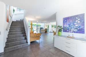 Exklusives Wohnerlebnis: Einfamilienhaus mit Einliegerwohnung &beeindruckendem Wintergarten mit Pool – Die vollständige Adresse der Immobilie erhältst du vom Anbieter., 79588 Efringen-Kirchen – Vorschaubild 14