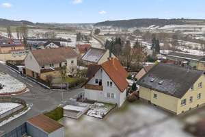 Vielseitig nutzbar! Gepflegtes Zweifamilienhaus mit Terrasse und Balkon in ruhiger Lage – Die vollständige Adresse der Immobilie erhältst du vom Anbieter., 96170 Lisberg – Vorschaubild 27