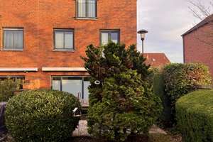 Property thumbnail 2