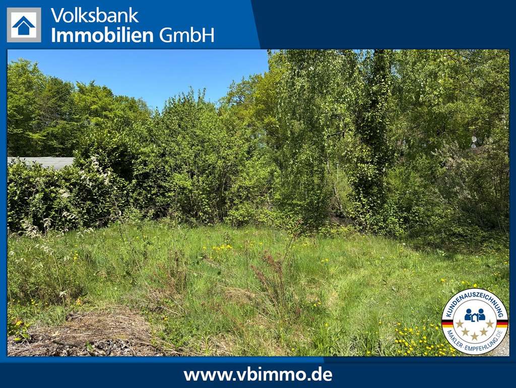 Wegberg-Rickelrath: erschlossene, bebaubare Fläche am Teich im Campingpark mit Erdgastank & gem.Pool