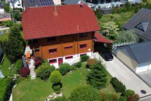 Ein Zuhause mit Charakter – Außergewöhnliches Holzhaus für Generationen – Die vollständige Adresse der Immobilie erhältst du vom Anbieter., 77743 Neuried – Vorschaubild 3