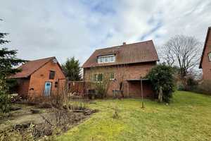 Ländlich auf großem Grundstück: Einfamilienhaus mit Einliegerwohnung in Schneeren – Hannover (Kreis) – Vorschaubild 3