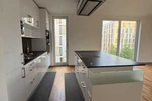 Stilvolle, neuwertige 3-Zimmer-Wohnung mit geh. Innenausstattung mit Balkon und EBK – 63067 Offenbach am Main – Vorschaubild 3