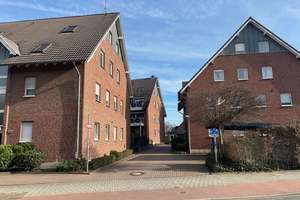 Ihr neues Zuhause: Helle 3,5-Zimmer-Wohnung mit Garage in Duisburg-Wehofen – Fahrner Str. 268, 47169 Wehofen, Duisburg – Vorschaubild 3