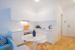 Urban Living in Berlin-Mitte: Modernes Studio-Apartment mit Sonnenbalkon – Die vollständige Adresse der Immobilie erhältst du vom Anbieter., 10179 Mitte (Ortsteil), Berlin – Vorschaubild 4