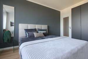 4-Zimmer Luxuswohnung mit Panoramablick bis ins Siebengebirge.Schwimmbad und Sauna im Haus. – Die vollständige Adresse der Immobilie erhältst du vom Anbieter., 53117 Bonn-Castell, Bonn – Vorschaubild 14
