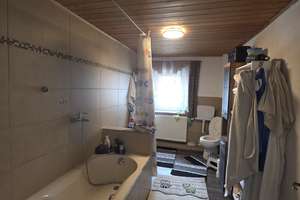 Charmantes Wohnhaus mit Geschichte im Herzen von Ering am Inn. Wohnen mit Charakter – Die vollständige Adresse der Immobilie erhältst du vom Anbieter., 94140 Ering – Vorschaubild 12