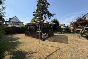 3 Familienhaus mit Garagen, Garten und Balkon sowie PV Anlage – Niederwaldstraße 17, 76532 Sandweier, Baden-Baden – Vorschaubild 7
