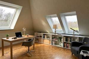 gemütliche 3 Zi. DG-Wohnung in Hamburg Rissen: 74 m² mit Südwest-Loggia & Garage in familiärer Lage – Die vollständige Adresse der Immobilie erhältst du vom Anbieter., 22559 Rissen, Hamburg – Vorschaubild 12