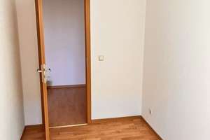 4-Raumwohnung...wartet auf Sie! – Faleska-Meinig-Straße 14, 9122 Markersdorf, Chemnitz – Vorschaubild 9