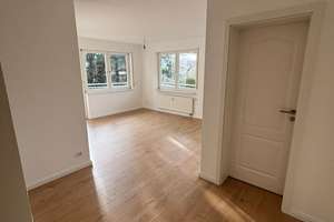 Vaihingen zum Wohlfühlen: modern, hell und mit großem Balkon! – Wegländerstraße 2, 70563 Höhenrand, Stuttgart – Vorschaubild 3