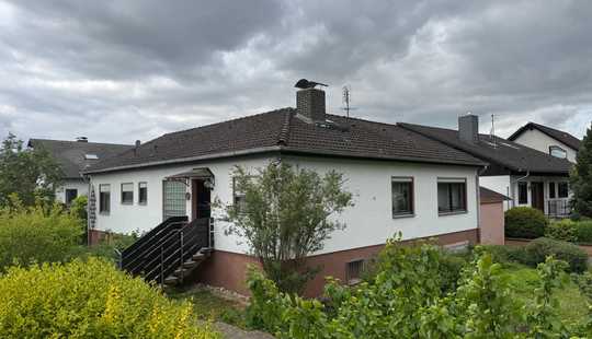 Bild von Sonniges Einfamilienhaus auf großem Grundstück – bereit für Ihre Ideen