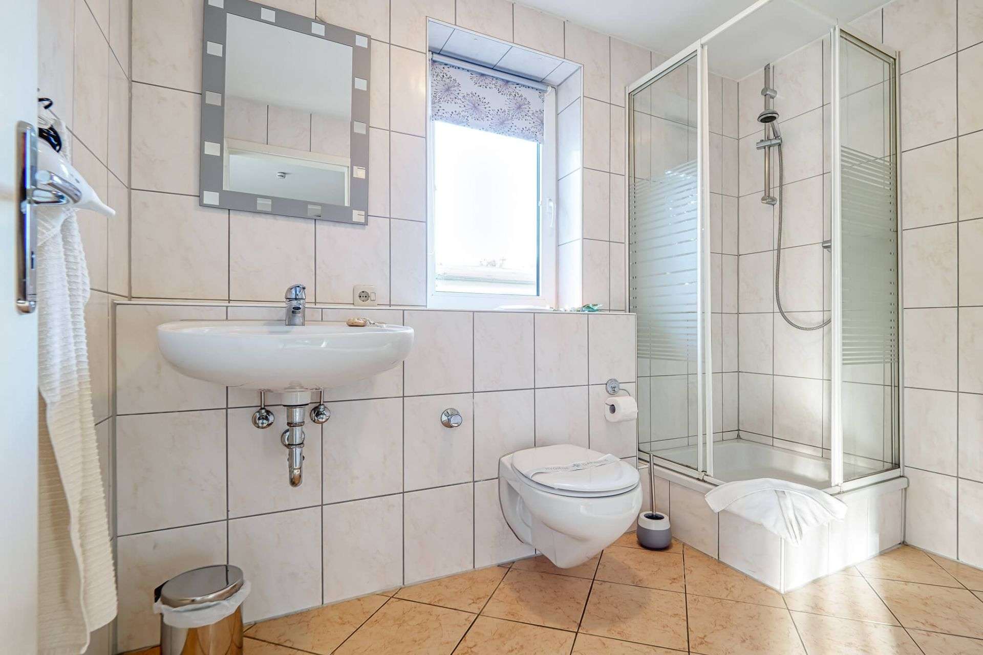 Immobilie in Prerow - Denkmalgeschützte Villa im Ostseebad Prerow – Stilvolles Investment in Bestlage - Bild 5