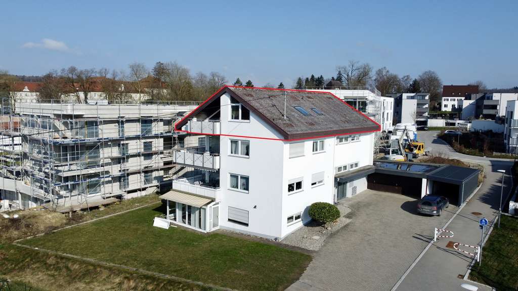 Immobilie in Bad Schussenried - Charmante 3 Zimmer Dachgeschosswohnung in in idyllischer Umgebung in Bad Schussenried - Bild 0