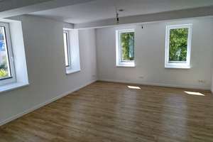 Erstbezug sonnige 2 Zimmerwohnung mit Ausblick und Balkon in Bad Münster am Stein-Ebernburg – Triftstraße 1, 55583 Bad Münster am Stein-Ebernburg – Vorschaubild 3