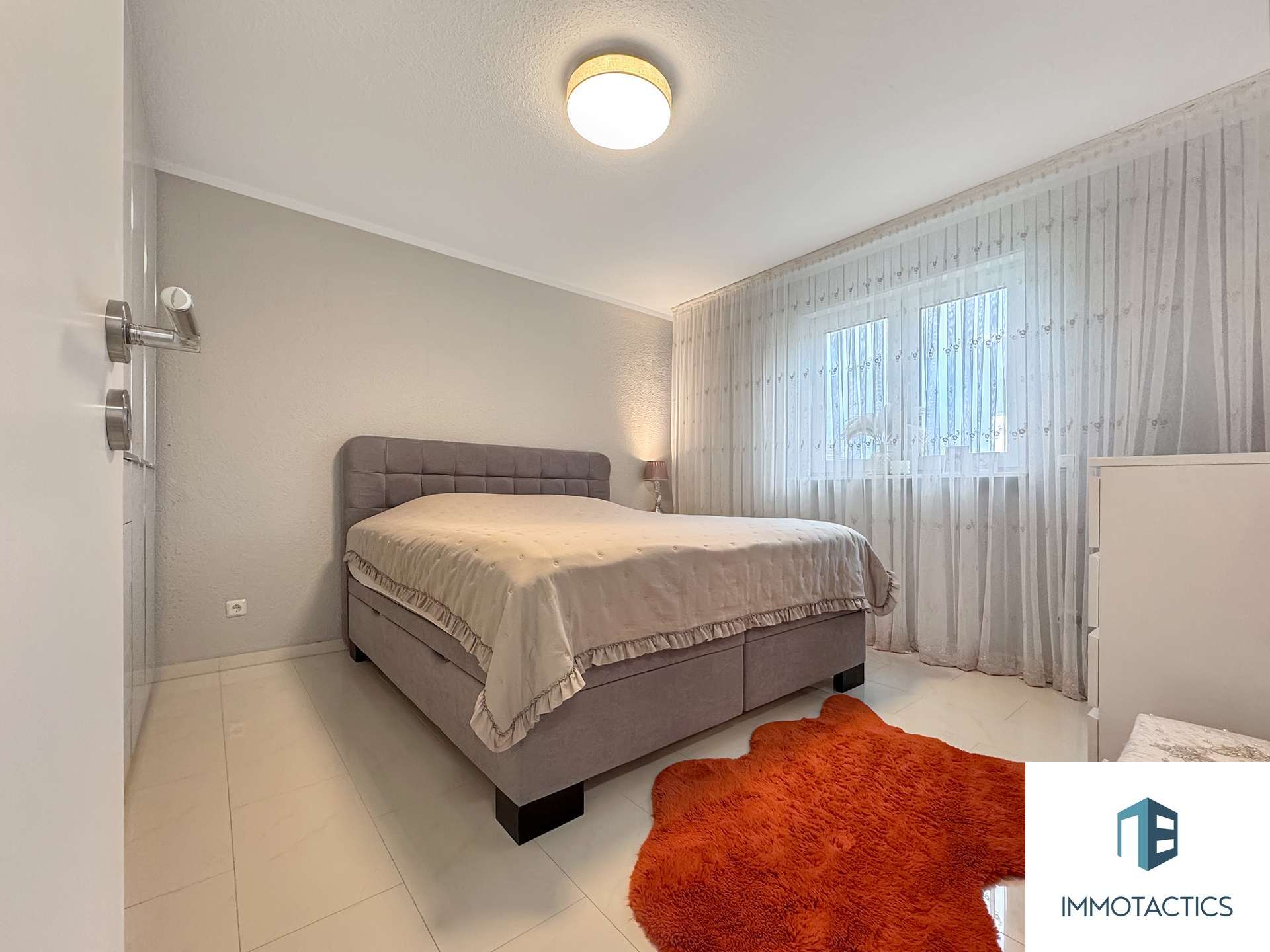 Immobilie in Gau-Algesheim - EXKLUSIVES & MODERNES Zweifamilienhaus für die Großfamilie und Kapitalanleger - Bild 20