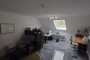 Schönes Zuhause mit 4 Zimmern und viel Platz in Duisburg Neudorf  – Die vollständige Adresse der Immobilie erhältst du vom Anbieter., 47057 Neudorf-Nord, Duisburg – Vorschaubild 13