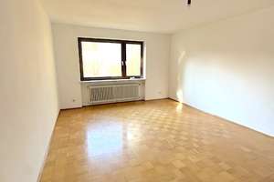 Großzügige 3-Zimmer Hochparterre-Wohnung direkt am Nymphenburger Kanal – Die vollständige Adresse der Immobilie erhältst du vom Anbieter., 81245 Obermenzing, München – Vorschaubild 4