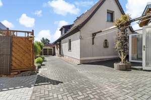 Auf der Suche nach den eigenen 4 Wänden?
Saniertes Einfamilienhaus mit Nebengelass in Osendorf – Die vollständige Adresse der Immobilie erhältst du vom Anbieter., 6132 Radewell/Osendorf, Halle (Saale) – Vorschaubild 19