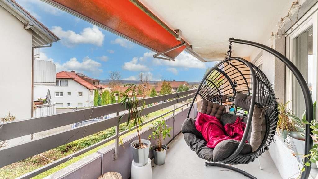 Immobilie in Lottstetten - Attraktive Eigentumswohnung mit Balkon und Garage in Lottstetten – Wohnen nahe der Schweizer Grenze - Bild 3