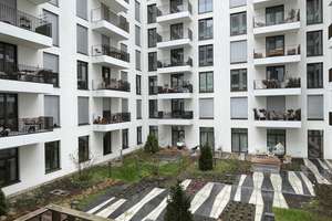 Möblierte Wohnung mit Balkon direkt an der East Side Gallery – ruhig zum Innenhof – Mühlenstraße 20, 10243 Friedrichshain, Berlin – Vorschaubild 10