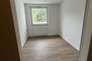 HH-Lurup, frisch renovierte 3,5-Zi im 2. OG – Swattenweg 1, 22547 Lurup, Hamburg – Vorschaubild 10