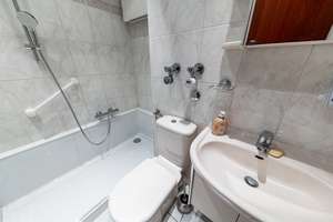 Frankfurt-Nied: Barrierearme 2-Zimmer-Erdgeschosswohnung mit Balkon und TG-Stellplatz  – 65934 Nied, Frankfurt am Main – Vorschaubild 5