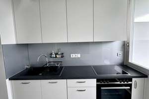 Exklusive 2-Zimmer-Wohnung an der Grenze zwischen Bogenhausen und Englschalking - Vollmöbiliert – Stolzingstraße 21, 81927 Englschalking, München – Vorschaubild 11
