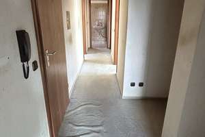 Helle Dachgeschosswohnung – gestalten Sie selbst! – Die vollständige Adresse der Immobilie erhältst du vom Anbieter., 22848 Norderstedt – Vorschaubild 2