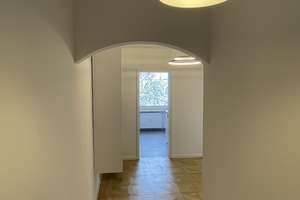 Zuhause mit 2 Zimmern und Südloggia in Schwabing direkt an der Leopoldstraße – Leopoldstr 191, 80804 Münchner Freiheit, München – Vorschaubild 13