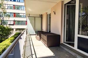 Attraktive 4-Zimmer-Wohnung mit Balkon, TG-Stellplatz & Aufzug – Die vollständige Adresse der Immobilie erhältst du vom Anbieter., 81925 Oberföhring, München – Vorschaubild 11