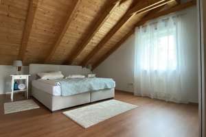 TOSCANA FLAIR – LUXURIÖS WOHNEN  AUF 2 EBENEN IN WARTENBERG – ZUM MIETEN – Die vollständige Adresse der Immobilie erhältst du vom Anbieter., 85456 Wartenberg – Vorschaubild 19