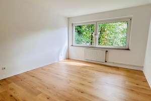 Moderne 3-Zimmer-Wohnung mit Balkon und Einbauküche