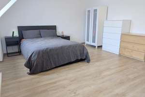 Nähe Wöhrder Wiese !  Helle moderne 3-Zi.-DG-Whg. 83 m², Laminat, 6. OG mit Aufzug – Die vollständige Adresse der Immobilie erhältst du vom Anbieter., 90489 Wöhrd, Nürnberg – Vorschaubild 4
