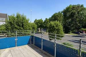 Attraktive 3-Zimmer-Wohnung mit Balkon in verkehrsgünstiger Lage – Die vollständige Adresse der Immobilie erhältst du vom Anbieter., 40489 Wittlaer, Düsseldorf – Vorschaubild 2
