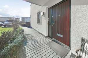 Lebensqualität pur: Barrierefreie 4-Zimmer-Terrassenwohnung mit Sauna, Pool & naturnaher Lage – Die vollständige Adresse der Immobilie erhältst du vom Anbieter., 34125 Wolfsanger, Kassel – Vorschaubild 3