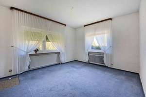 Charmantes Einfamilienhaus mit 640 m² großem Grundstück & 
7 Zimmern in familienfreundlicher Lage v – Die vollständige Adresse der Immobilie erhältst du vom Anbieter., 25587 Münsterdorf – Vorschaubild 3