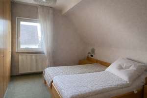 Bezugsfrei!
Wohlfühl-EFH für Familien mit Sonnengarten in Ruhig-Lage und sehr günstigem Erbpachtzin – Die vollständige Adresse der Immobilie erhältst du vom Anbieter., 53127 Ippendorf, Bonn – Vorschaubild 21