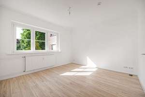 🏡 Familien-Traum im Herzen Lankwitz - Charmante 3 Zi mit Süd-Balkon & Blick in den Garten – Die vollständige Adresse der Immobilie erhältst du vom Anbieter., 12249 Lankwitz, Berlin – Vorschaubild 4